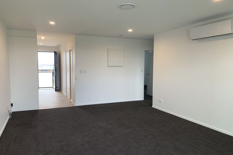 Photo of property in 4/65 Pragma Rise