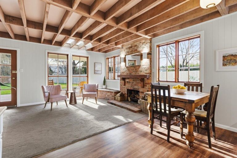 Photo of property in 147 Outram-mosgiel Road, Mosgiel, Outram, 9073