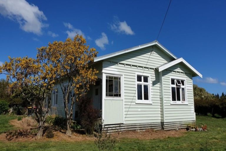 Photo of property in 73 Papatotara Road, Tuatapere, 9620