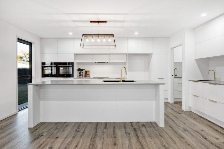 Photo of property in 74 Turuturu Road, Hawera, 4674