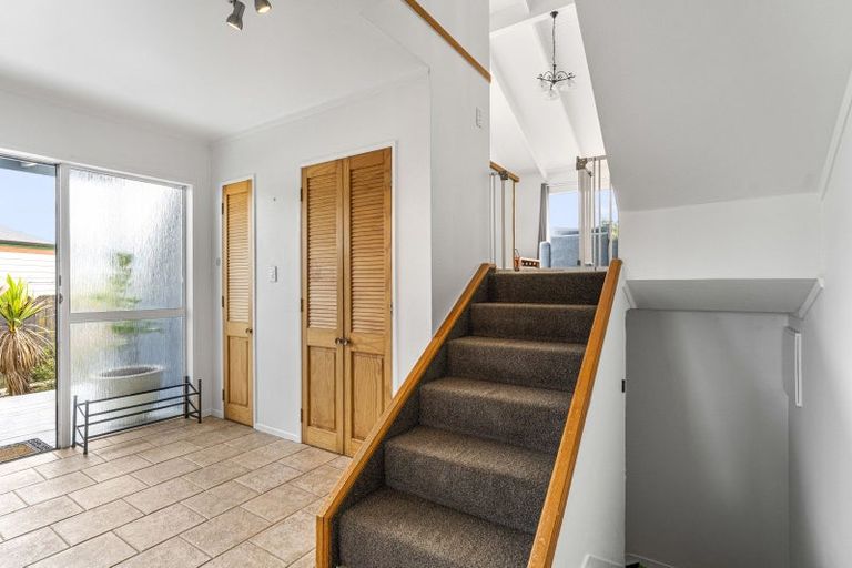 Photo of property in 2 Newberry Place, Richmond Heights, Taupo, 3330