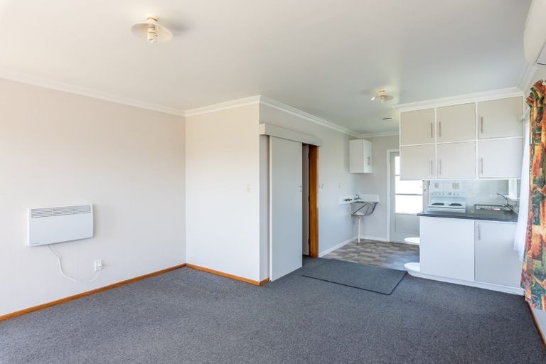 Photo of property in 2 Windsor Place, Levin, 5510