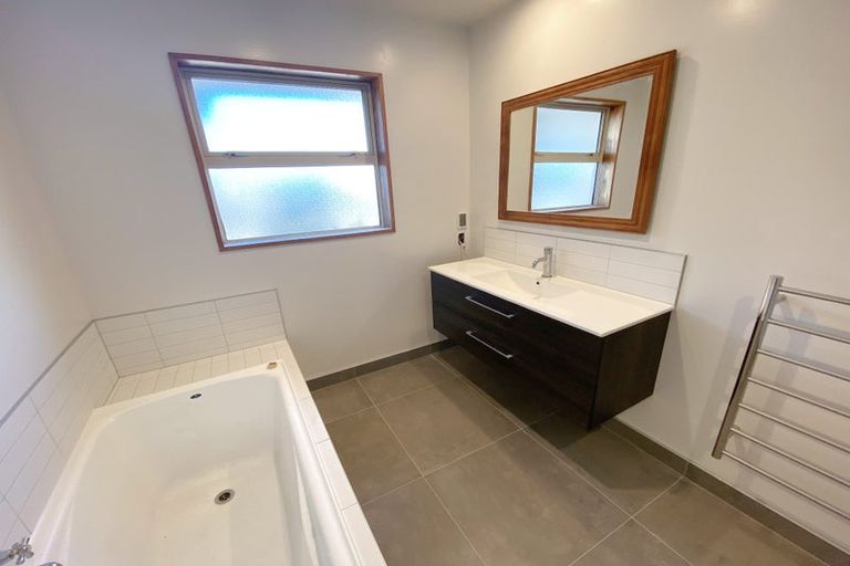 Photo of property in 57 Blue Gum Place, New Brighton, Christchurch, 8083