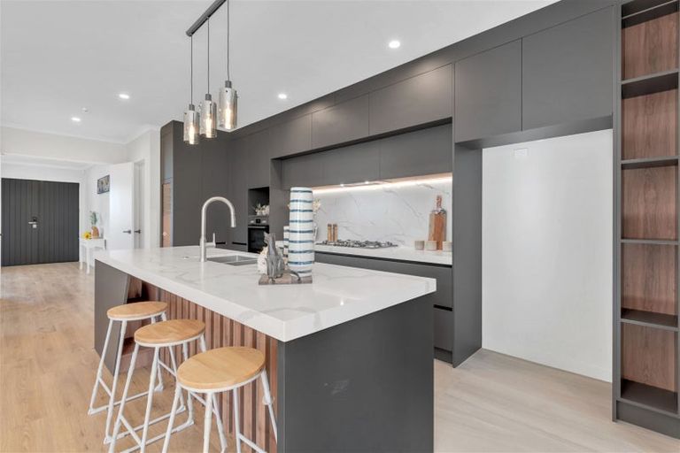 Photo of property in 84 Koromeke Street, Flat Bush, Auckland, 2019