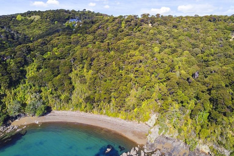 Photo of property in 25 Titore Way, Russell, 0202