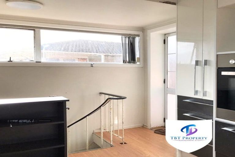 Photo of property in 1 Browns Road, Manurewa, Auckland, 2102