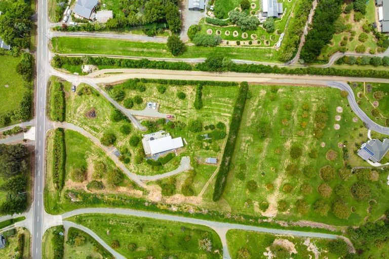 Photo of property in 381 Tara Road, Mangawhai, 0573