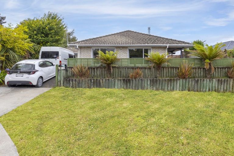 Photo of property in 11 Te Hatepe Avenue, Taupo, 3330