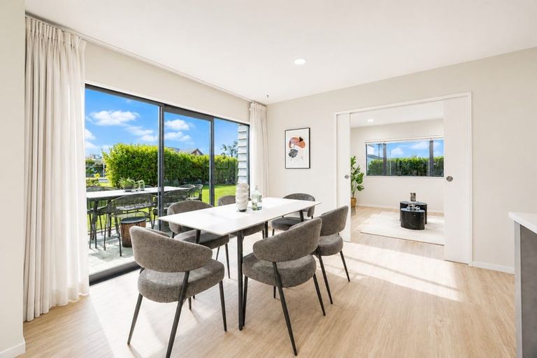 Photo of property in 21 Vintry Drive, Huapai, Kumeu, 0810