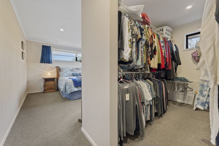 Photo of property in 53 Alberta Road, Glen Avon, New Plymouth, 4312