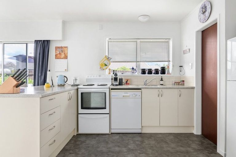 Photo of property in 28 Orchard Avenue, Enderley, Hamilton, 3214