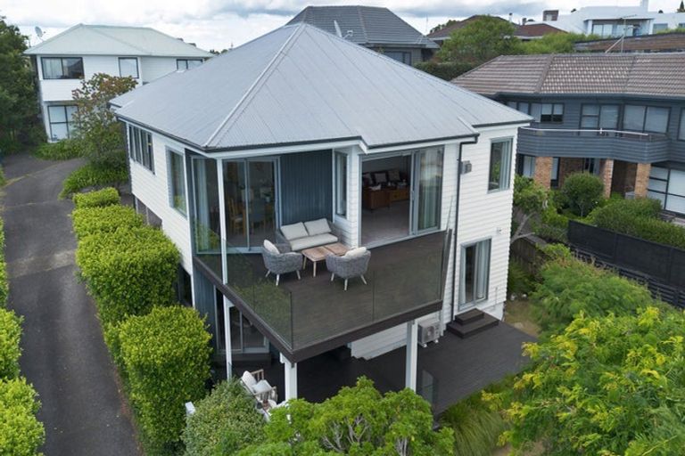 Photo of property in 1/60 Penzance Road, Mairangi Bay, Auckland, 0630