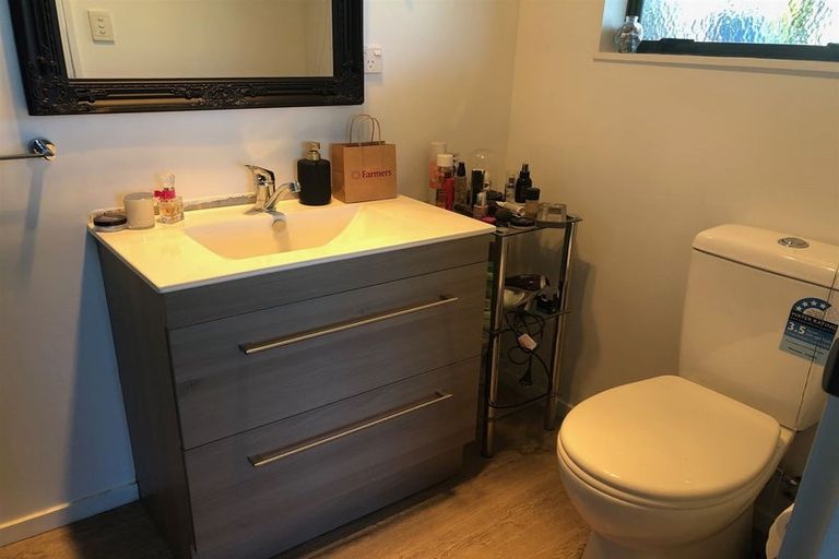 Photo of property in 4 Finlay Grove, Waikawa, Picton, 7220