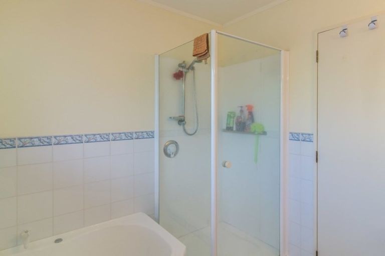 Photo of property in 182d Raumati Road, Raumati Beach, Paraparaumu, 5032