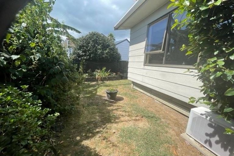 Photo of property in 7 Taihiki Road, Clarks Beach, 2122