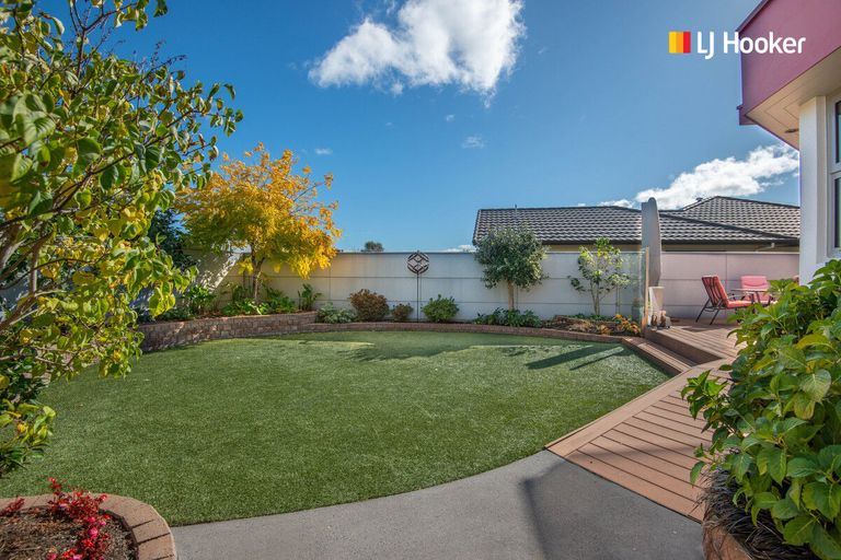 Photo of property in 22 Kura Place, Mosgiel, 9024