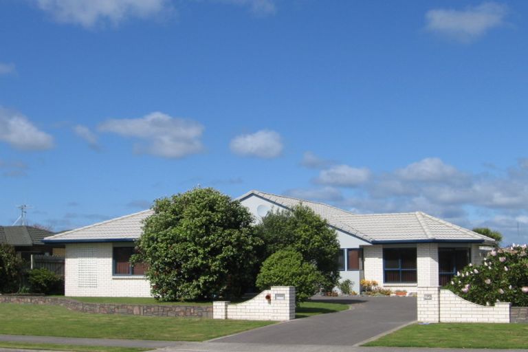 Photo of property in 170 Gloucester Road, Mount Maunganui, 3116