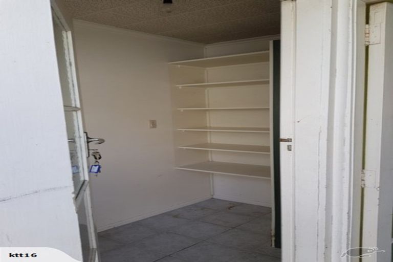 Photo of property in 37 Graeme Avenue, Mangere East, Auckland, 2024