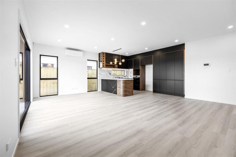 Photo of property in 1 Bannockburn Road, Opaheke, 2113