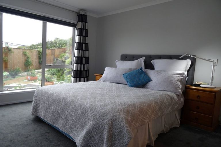 Photo of property in 16 Foxham Terrace, Churton Park, Wellington, 6037