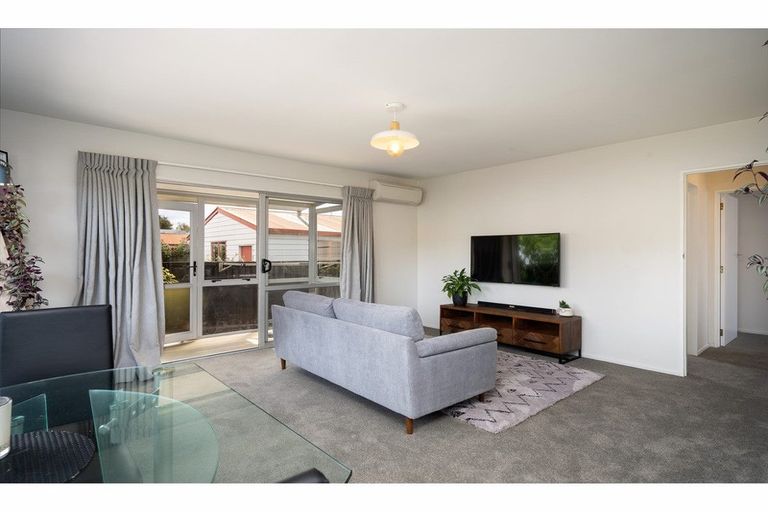 Photo of property in 2/19 Walton Street, Sydenham, Christchurch, 8023