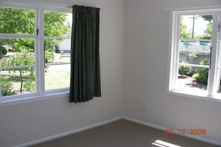 Photo of property in 38 Hollyford Avenue, Bryndwr, Christchurch, 8053