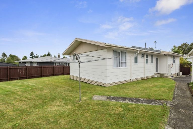 Photo of property in 13 Pukeko Place, Tokoroa, 3420