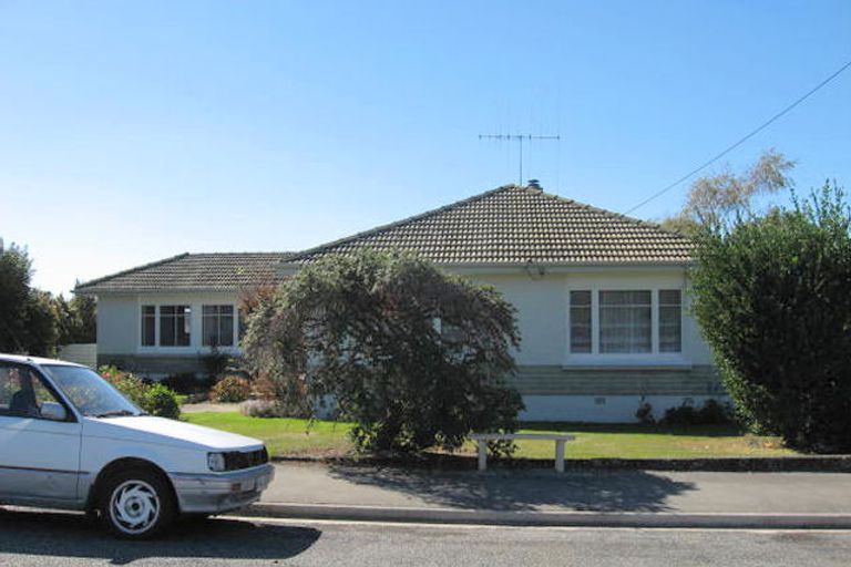 Photo of property in 6 Meyer Street, Waimate, 7924