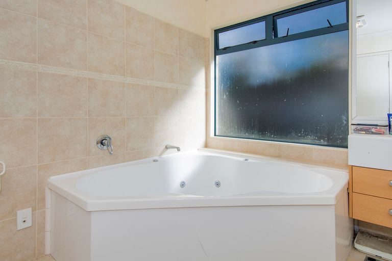 Photo of property in 62 Grantston Drive, Pyes Pa, Tauranga, 3112