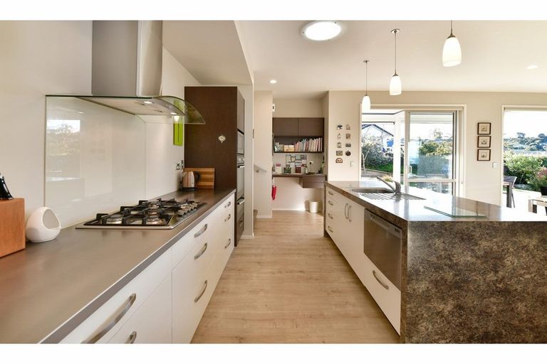 Photo of property in 4 Manhattan Rise, Orewa, 0931