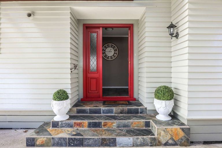 Photo of property in 22 Queen Street, Westport, 7825