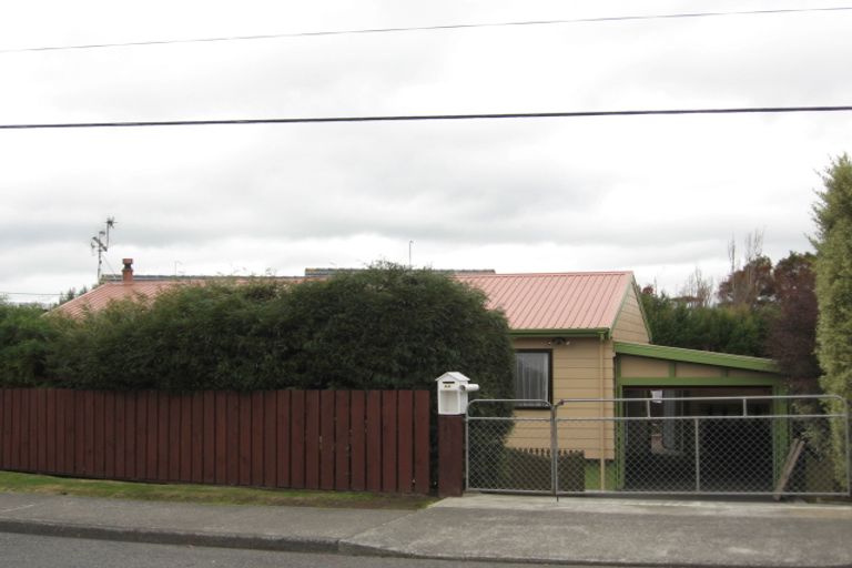 Photo of property in 4a Rata Road, Raumati Beach, Paraparaumu, 5032