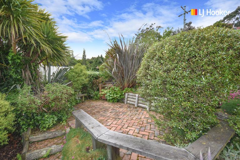 Photo of property in 22 Wharfdale Street, Macandrew Bay, Dunedin, 9014