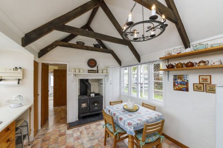 Photo of property in 15 Daniell Street, Bulls, 4818