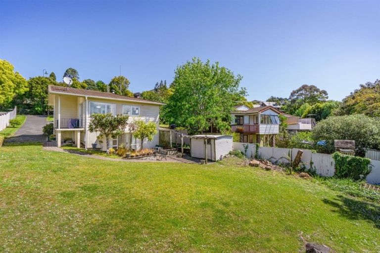 Photo of property in 31 Lingham Crescent, Torbay, Auckland, 0630