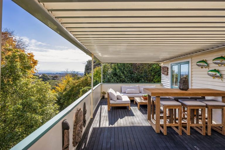 Photo of property in 55 Valley Road, Cashmere, Christchurch, 8022