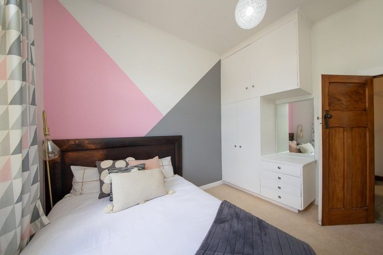 Photo of property in 15 Wellington Street, Feilding, 4702