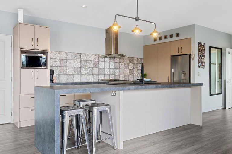 Photo of property in 2 Taiwhenua Street, Rangiora, 7400