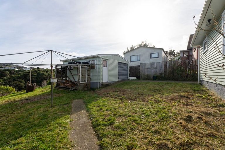 Photo of property in 97 Castor Crescent, Cannons Creek, Porirua, 5024