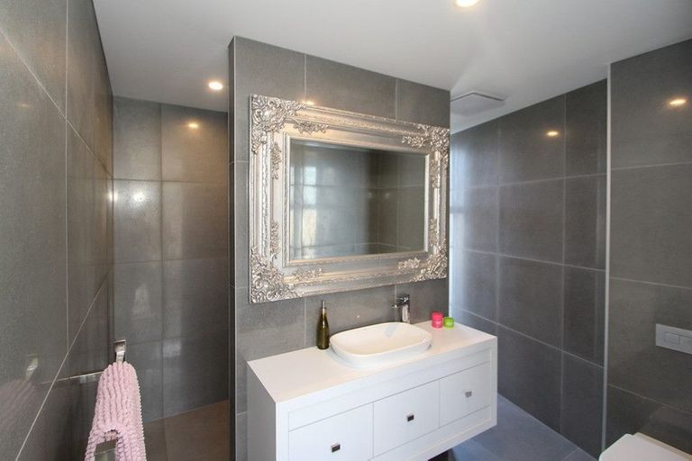 Photo of property in 22 Wharfe Street, South Hill, Oamaru, 9400