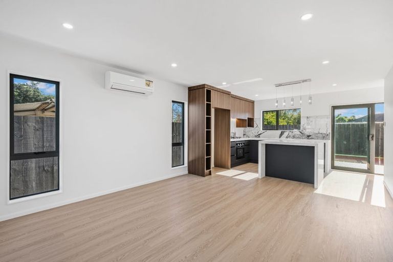 Photo of property in 19c Bowater Place, Manurewa, Auckland, 2102