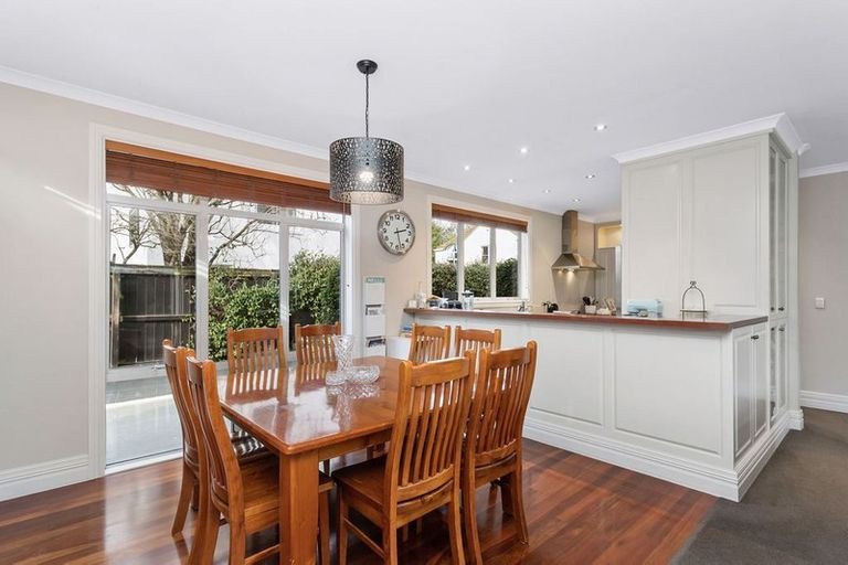 Photo of property in 45 Wroxton Terrace, Merivale, Christchurch, 8014