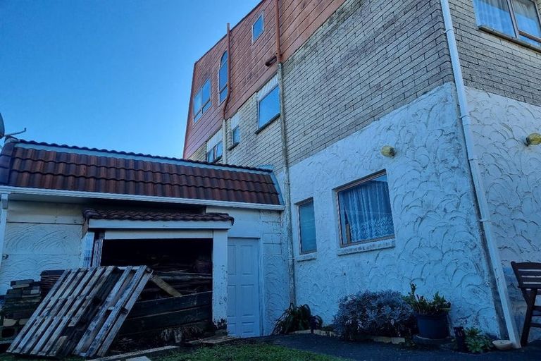 Photo of property in 75 Rosario Crescent, Red Beach, 0932