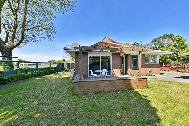 Photo of property in 2/6 Sycamore Lane, Sockburn, Christchurch, 8042