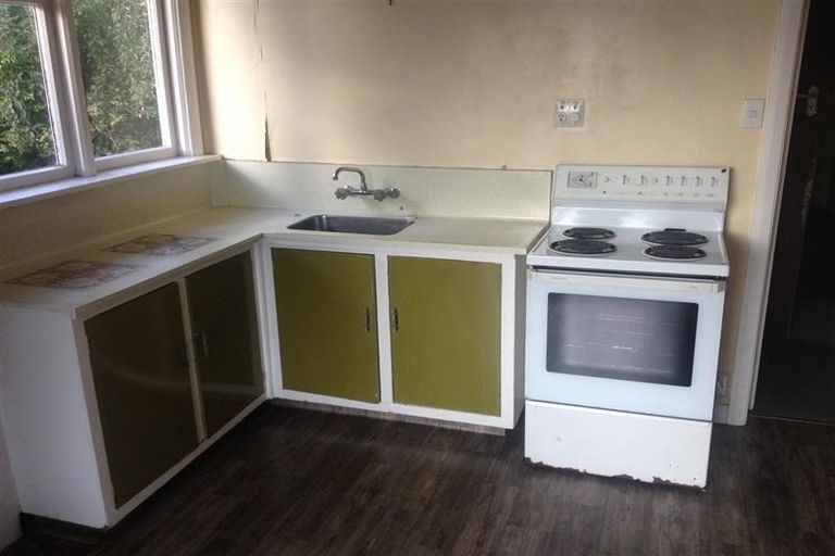 Photo of property in 34 Clyde Street, Roseneath, Port Chalmers, 9023