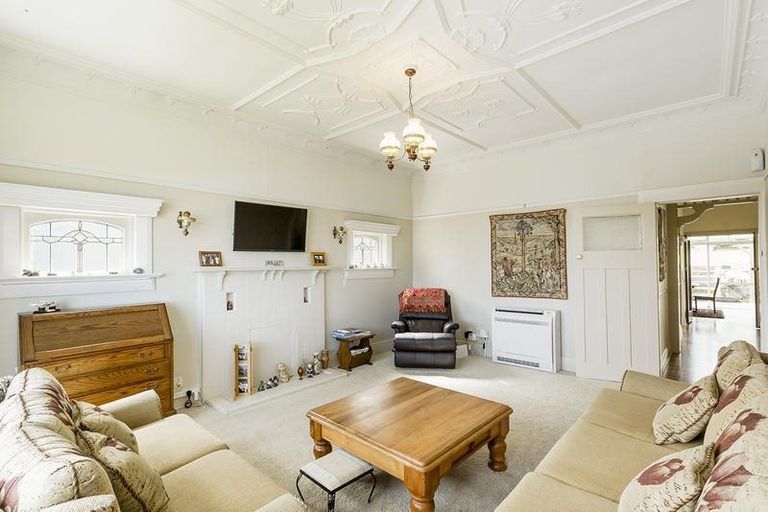 Photo of property in 24 Clifford Street, Dalmore, Dunedin, 9010