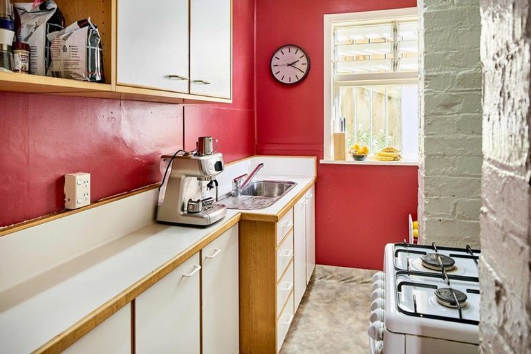 Photo of property in 36 Henry Street, Kilbirnie, Wellington, 6022