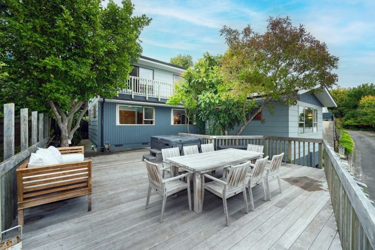 Photo of property in 78 Milton Road, Bluff Hill, Napier, 4110