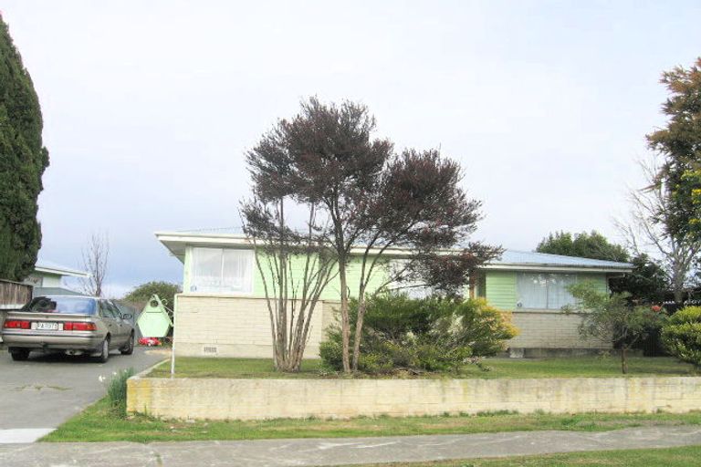 Photo of property in 17 Liverpool Crescent, Tamatea, Napier, 4112