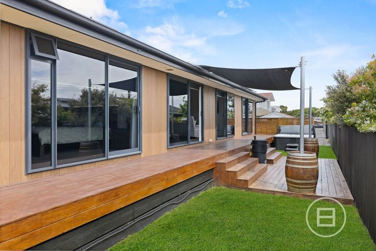 Photo of property in 287a Pine Avenue, South New Brighton, Christchurch, 8062